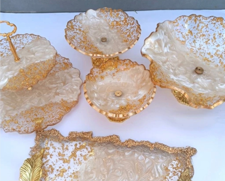 سرویس کامل میوه خوری و شیرینی خوری رزینی مناسب جهیزیه